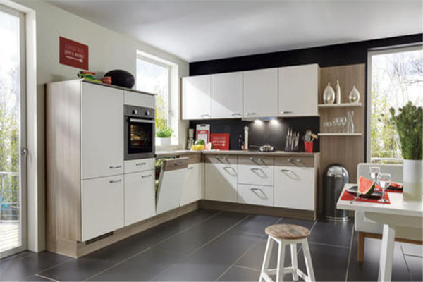 轶威特整体橱柜